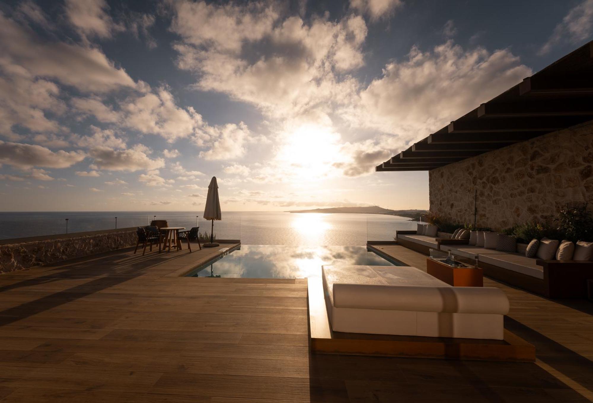 White Springs Retreat Villa Orthoniaí Dış mekan fotoğraf