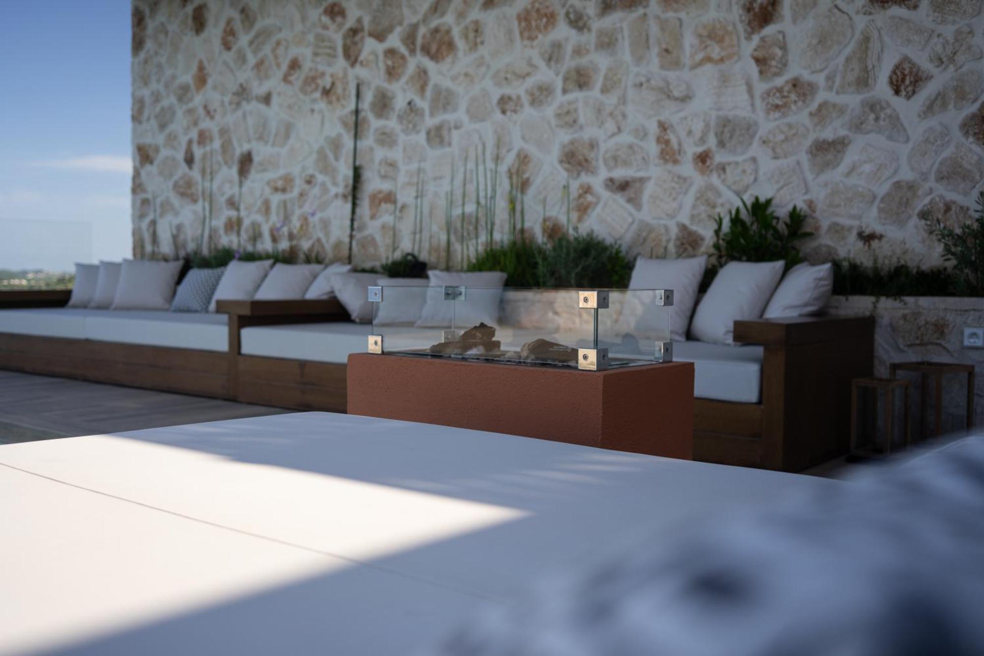 White Springs Retreat Villa Orthoniaí Dış mekan fotoğraf